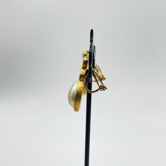 REED Signed Faux Pearl Earrings Clip On Gold Tone Rhinestone X Glam Bling Gift - Picture 7 of 9